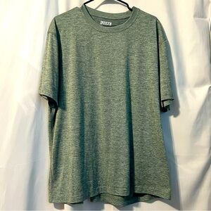 Duluth Men’s Standard Fit Tee. Green. Size XL